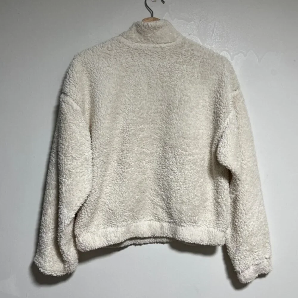 H&M Divided White Sherpa Teddy Fleece Pullover Jacket - Size Small - Picture 9 of 12